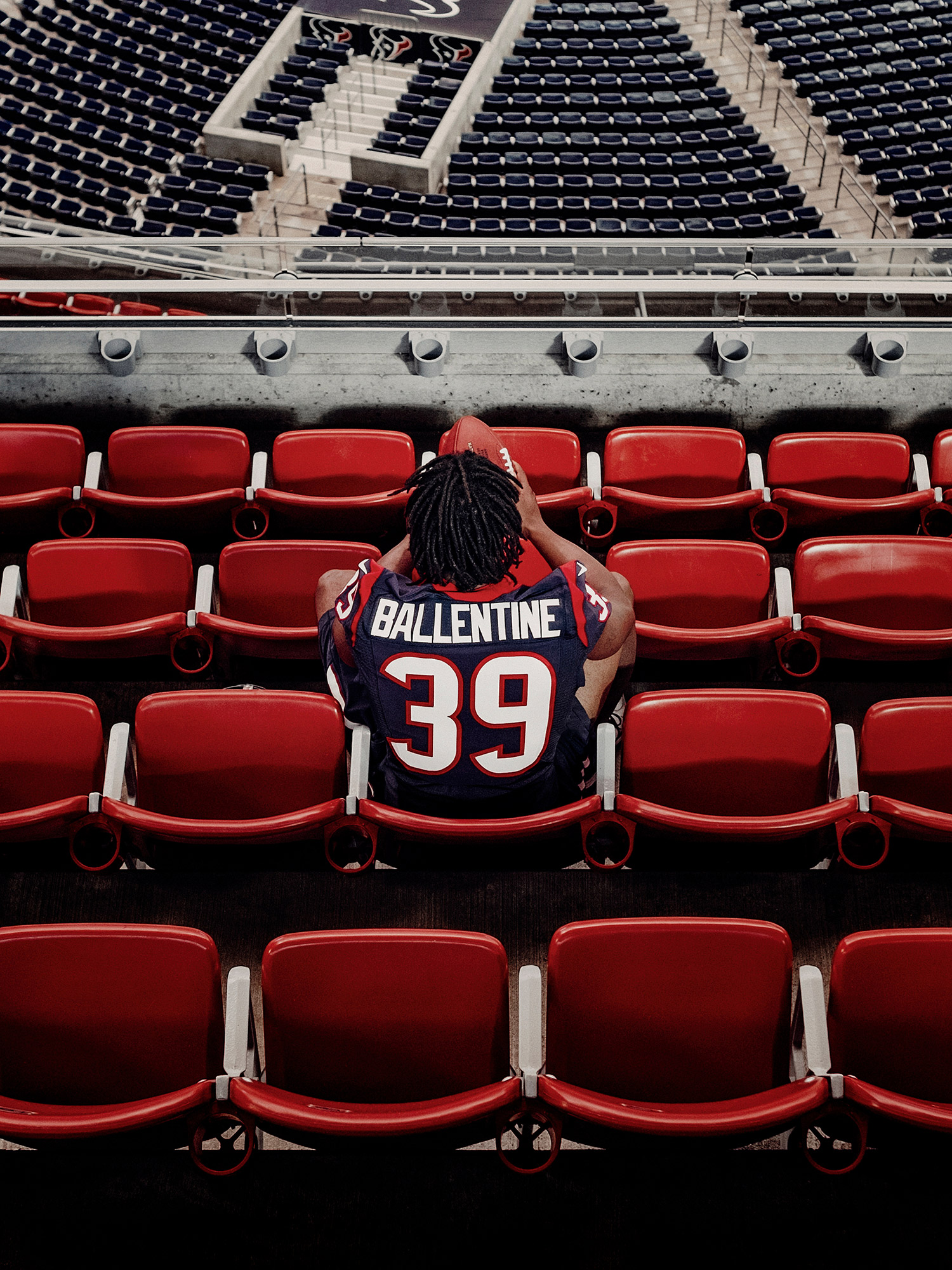 Lonnie Ballentine, Houston Texas NFL player, photographed for the cover of Southwest The Magazine by Houston editorial photographer, Todd Spoth.